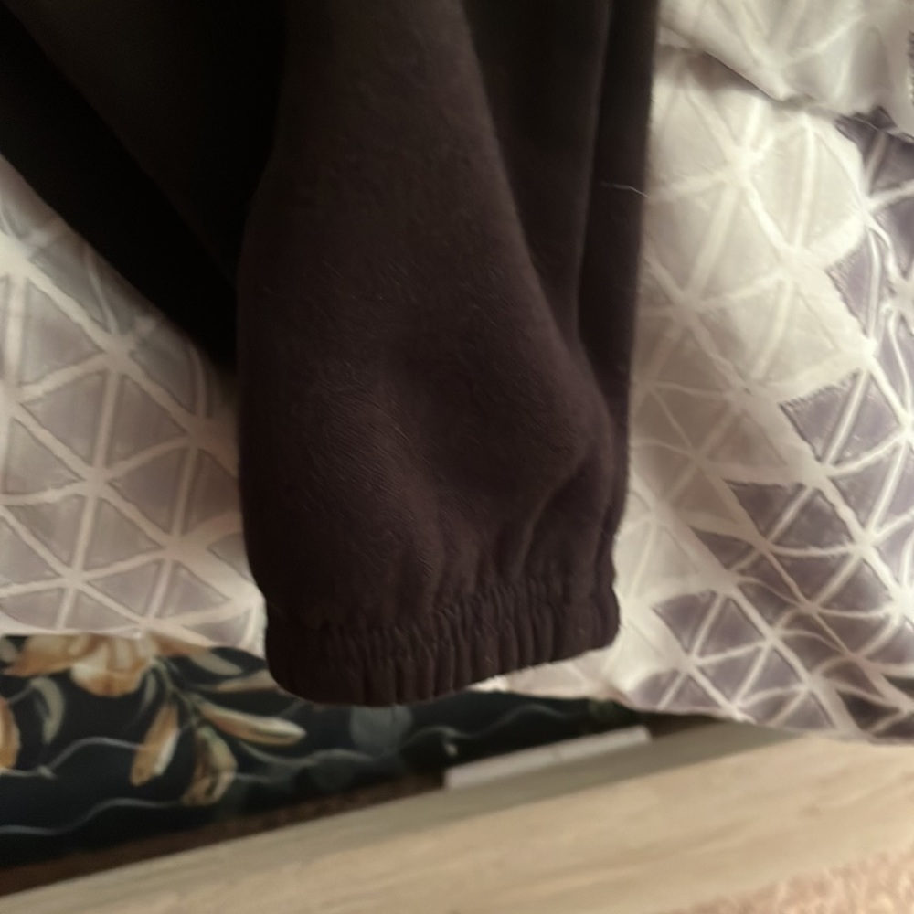 Sweatpants - Picture 3 of 4